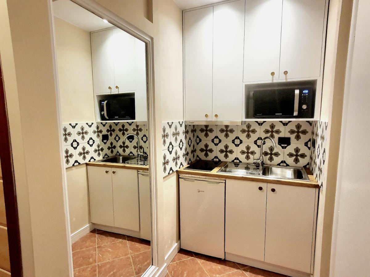 Centerscape - Studio By Dion Apartment Tiranë Luaran gambar